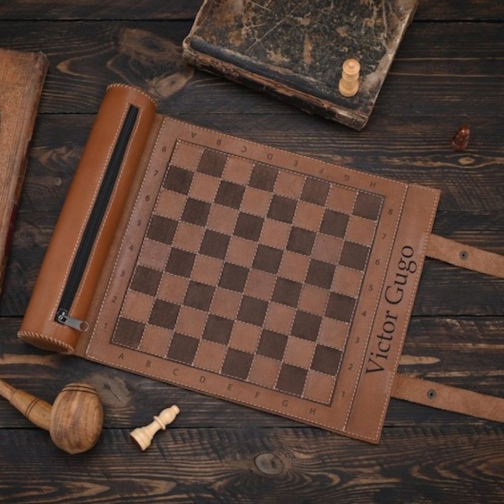 Untitled design (3) Magnetic Roll-up Leather Chess Set - Customizable Engraving Option for Travel and Gifts - Image 7