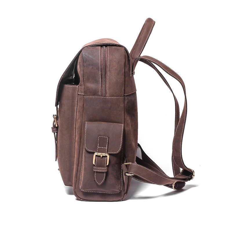 Personalized Leather Daily Backpack-Handmade Travel Rucksack for Men & Women6 Full-grain leather Handmade rucksack Laptop compartment Adjustable straps Brass hardware